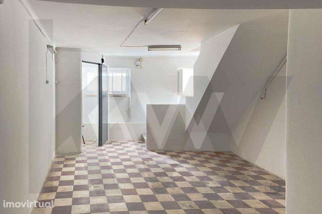 LOJA PARA ARRENDAMENTO NA PRAÇA PAIVA COUCEIRO - Grande imagem: 5/13