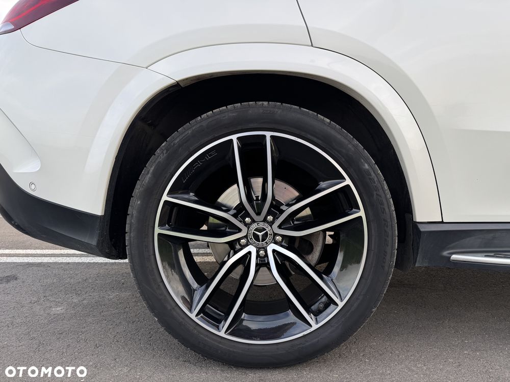 Mercedes-Benz GLE - 12
