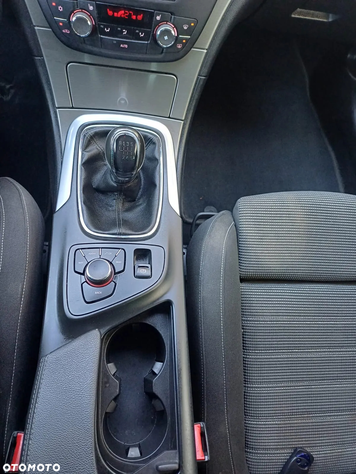Opel Insignia 2.0 CDTI Sports Tourer - 14