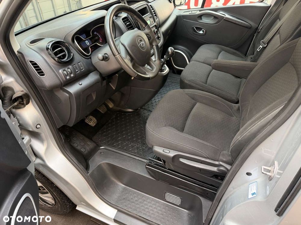 Opel VIVARO - 18