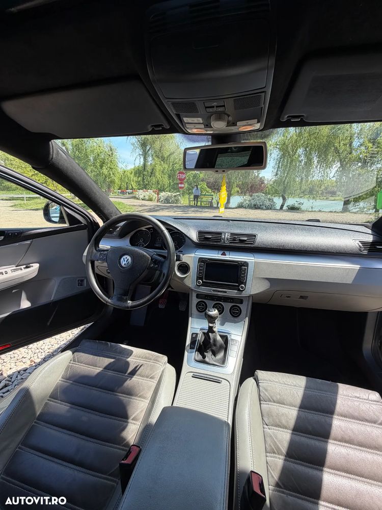 Volkswagen Passat 2.0 TDI DPF Comfortline - 13