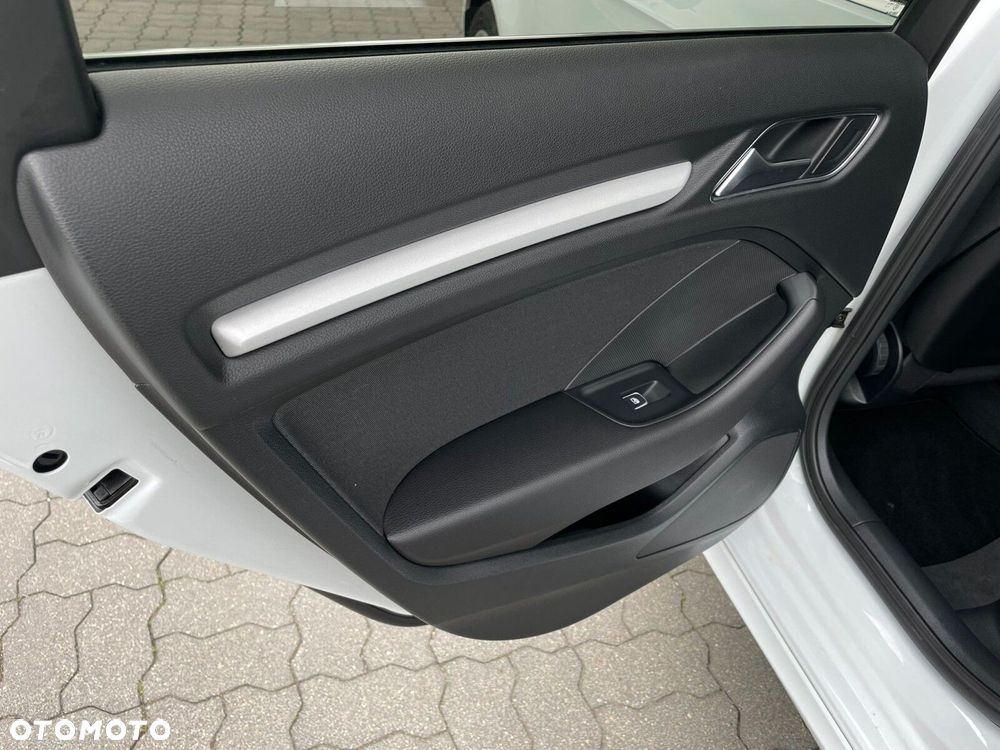 Audi A3 Sportback - 10