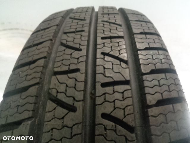 1X NOWA PIRELLI CARRIER WINTER 215/60R16 C 103T - 2