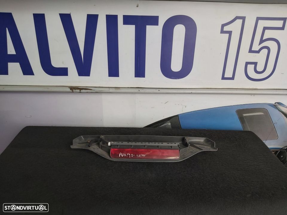 Terceiro Stop Fiat Punto 188 - 1