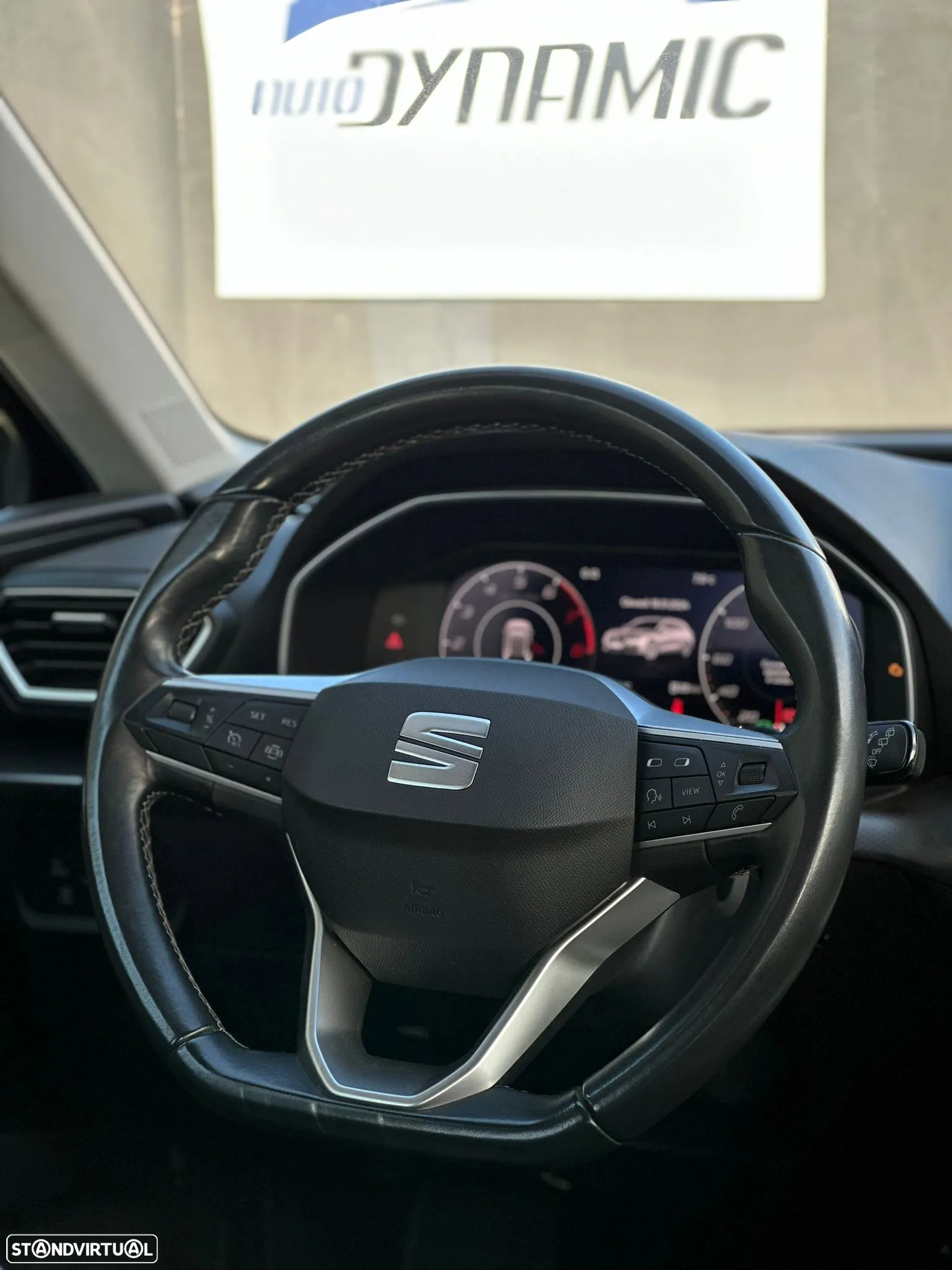 SEAT Leon 1.0 ETSI Style DSG - 11