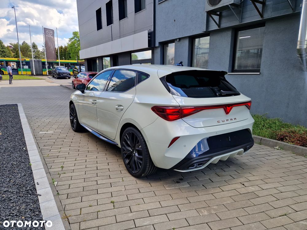 Cupra Leon 1.5 eTSI mHEV DSG - 4