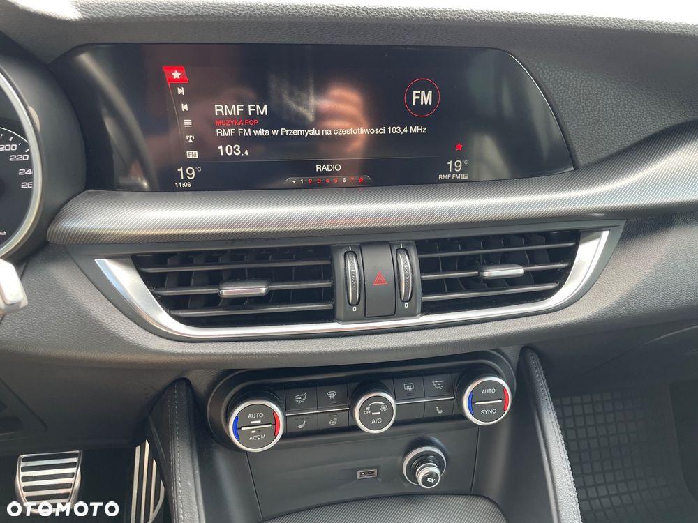 Alfa Romeo Stelvio 2.0 Turbo Sprint Q4 - 15