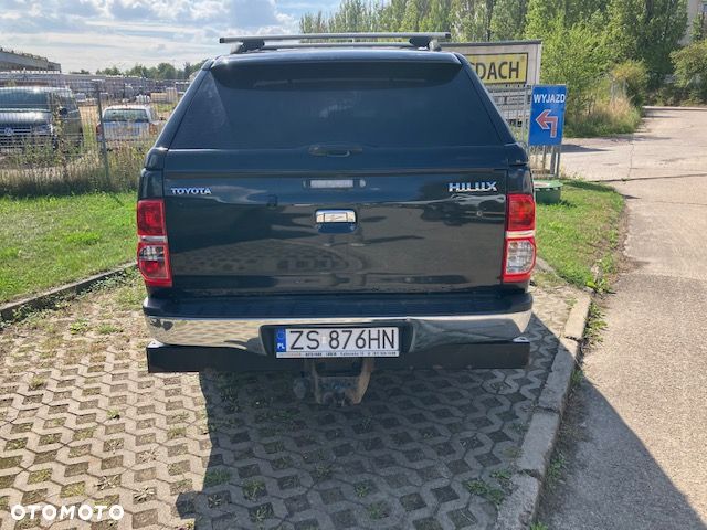 Toyota Hilux 3.0 D-4D SR5 - 2