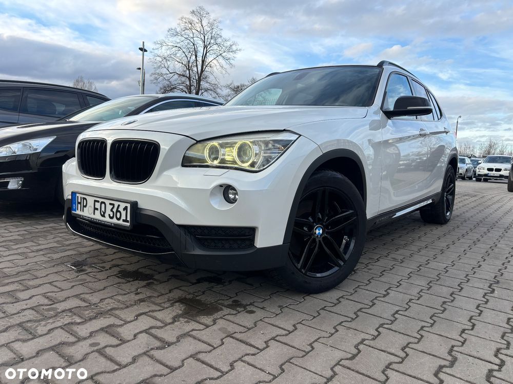 BMW X1 sDrive18d Sport Line - 1