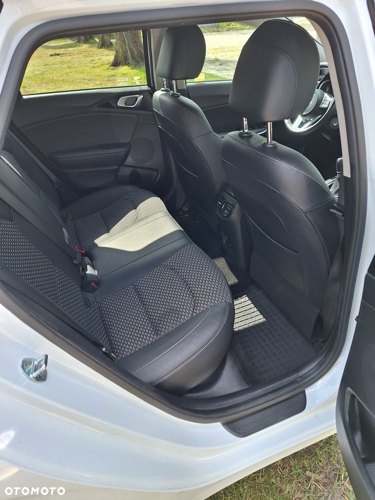 Kia Ceed 1.5 T-GDI L - 19