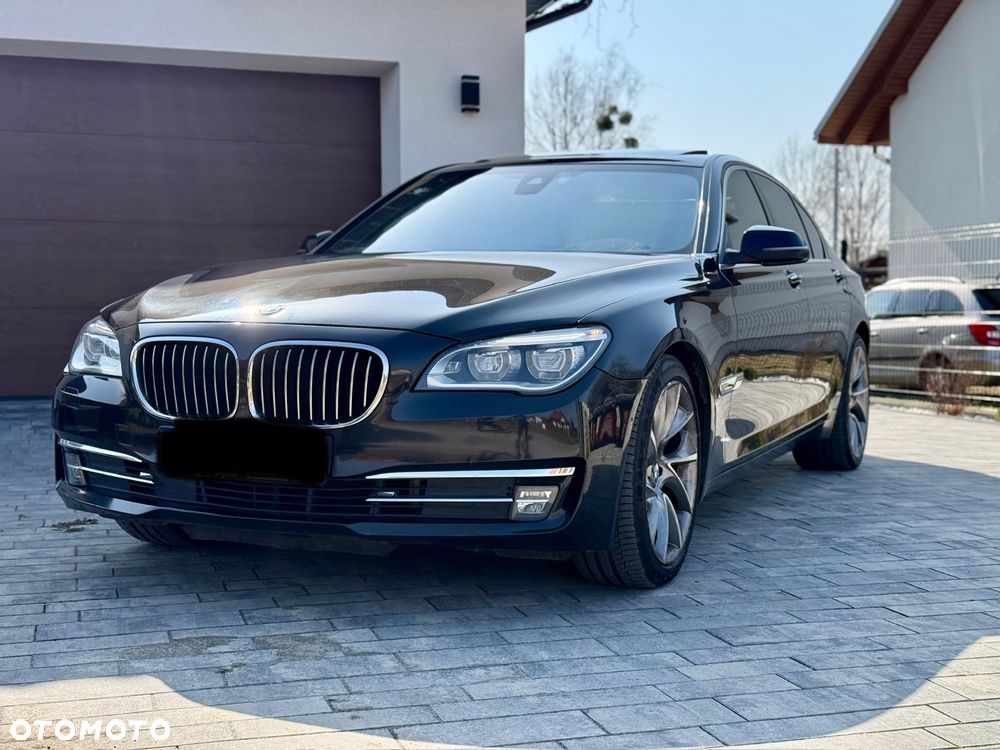 BMW Seria 7 - 1