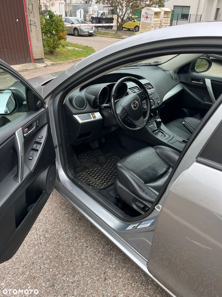 Mazda 3 - 6