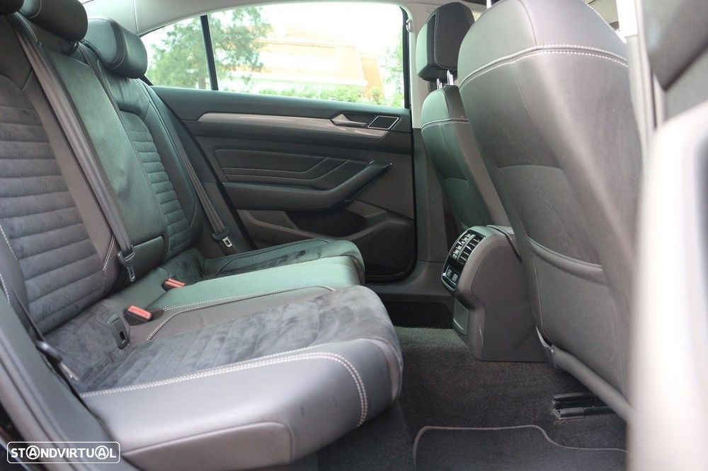 VW Passat 1.4 TSI GTE+ Plug-in - 17