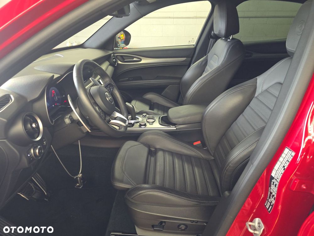 Alfa Romeo Stelvio 2.0 Turbo Veloce TI Q4 - 7