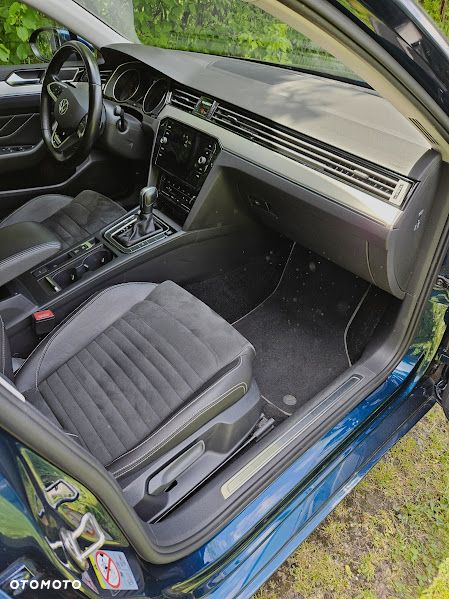 Volkswagen Passat 2.0 TDI Business DSG - 12