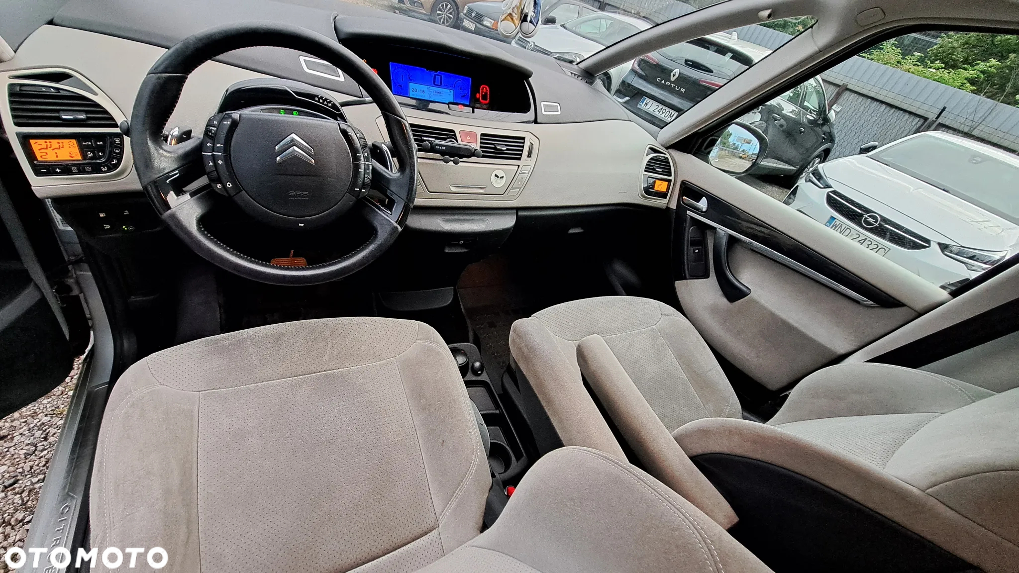 Citroën C4 Picasso 2.0i Exclusive MCP - 4