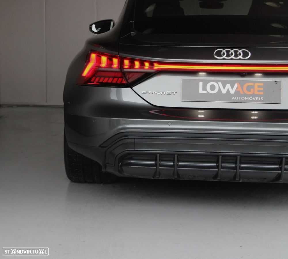 Audi e-tron GT quattro - 43