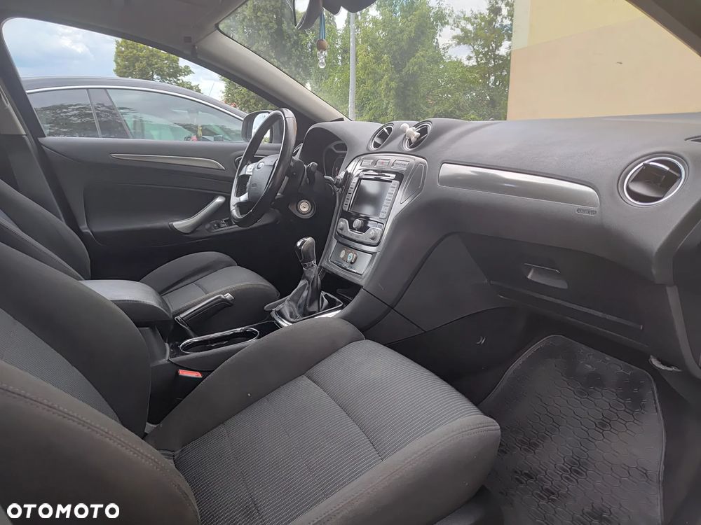 Ford Mondeo 2.0 Trend / Trend+ - 19