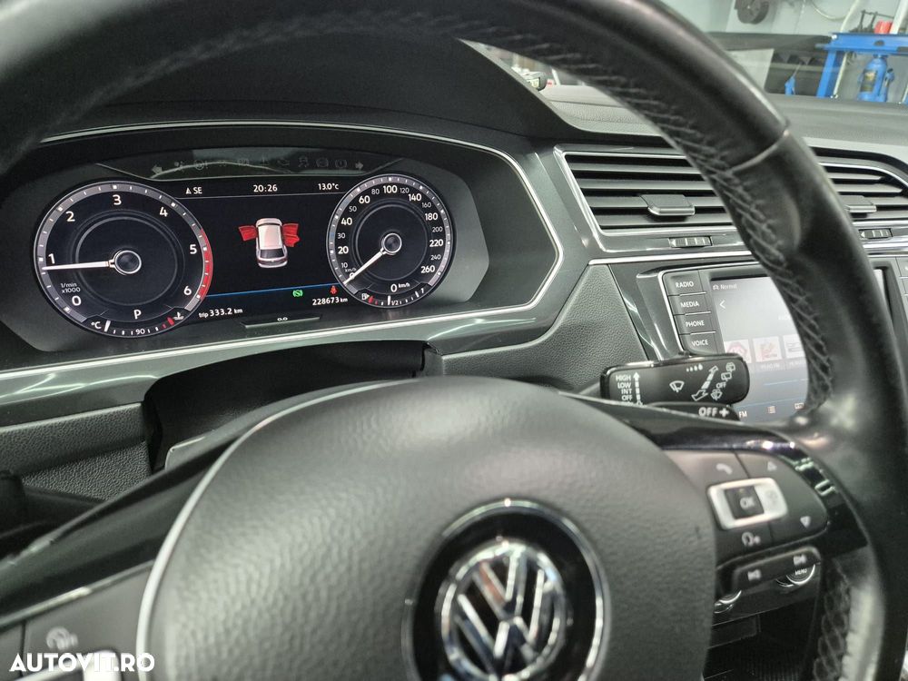 Volkswagen Tiguan 2.0 TDI DPF DSG 4Mot Highline - 23