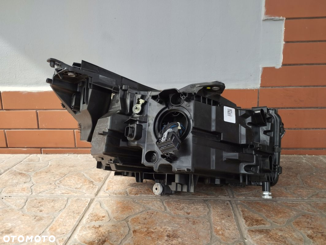 Lampa lewa prawa LED BMW 5 G60 G61 5A798D1 5A798D2 - 5