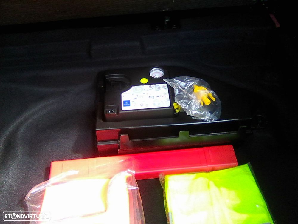 Mercedes-Benz A 45 AMG 4-Matic - 16