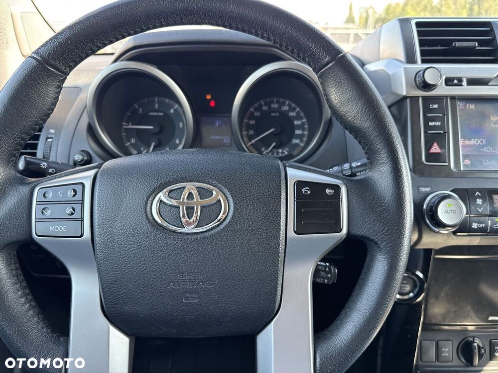 Toyota Land Cruiser - 19