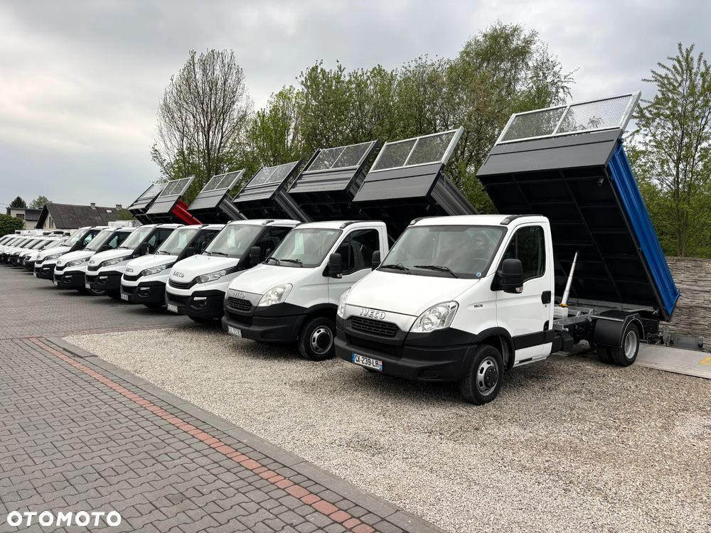 Iveco DAILY 65C15,65C17,65C18,70C15,70C17,70C18,72C15,72C17,72C18 - 17