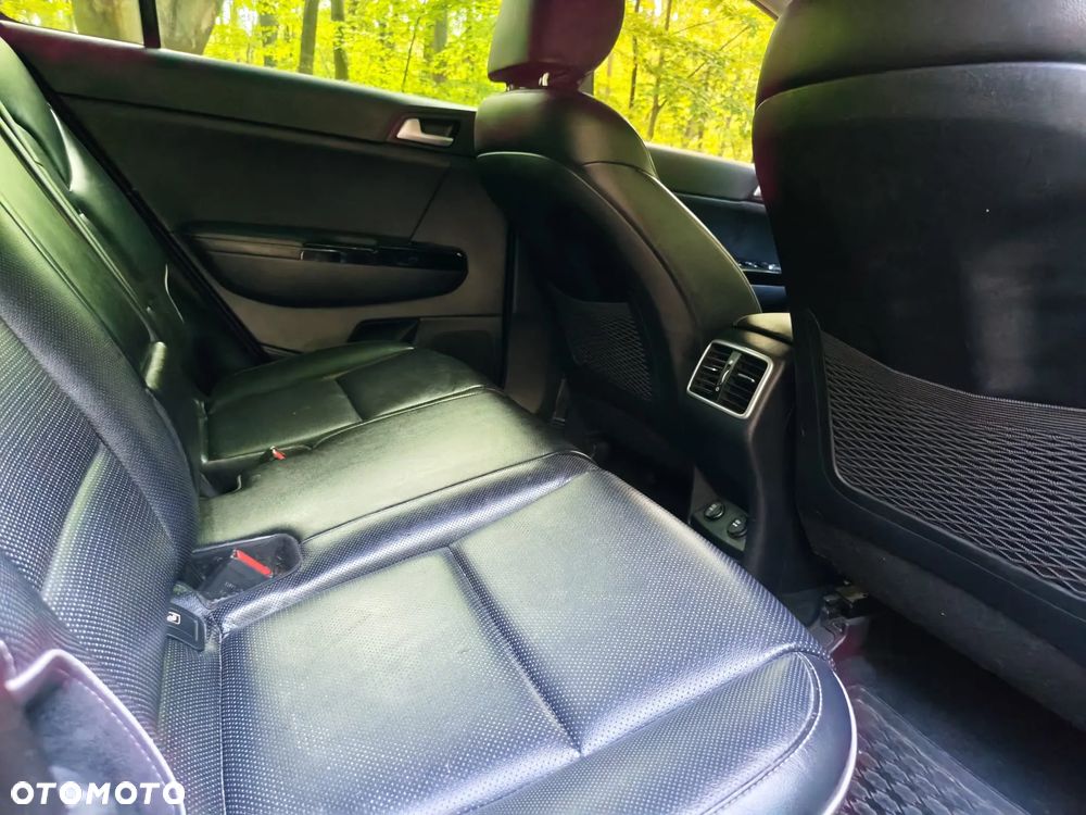 Kia Sportage 1.6 GDI 2WD DREAM-TEAM EDITION - 25