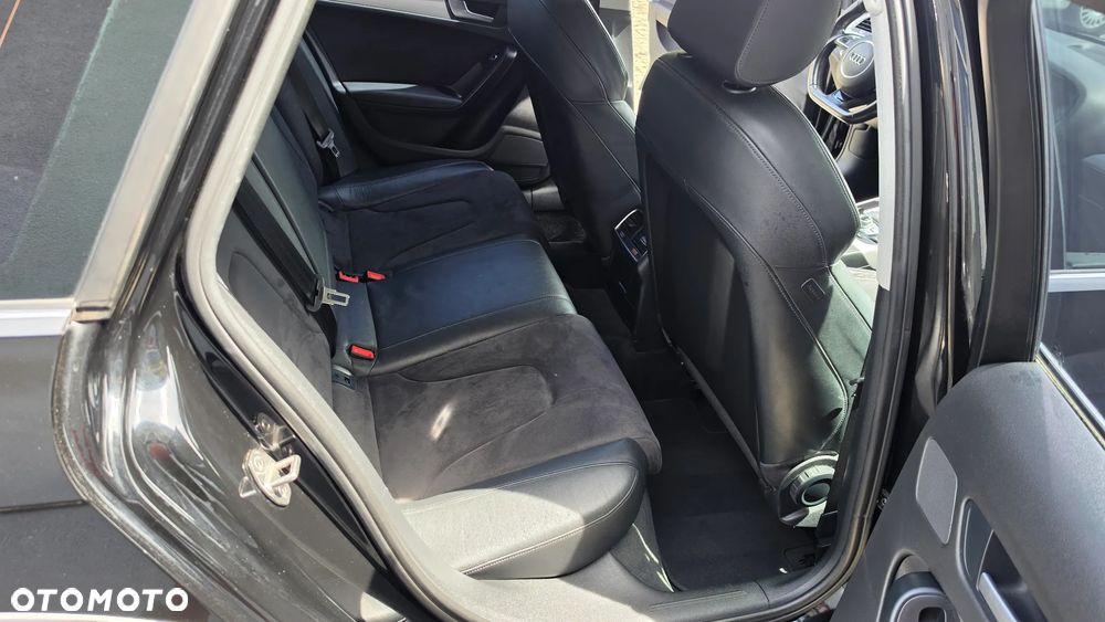 Audi A4 Allroad 2.0 TDI DPF S tronic - 13