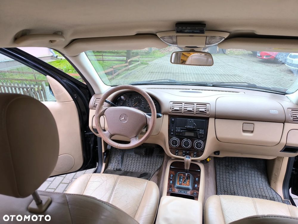 Mercedes-Benz ML - 9