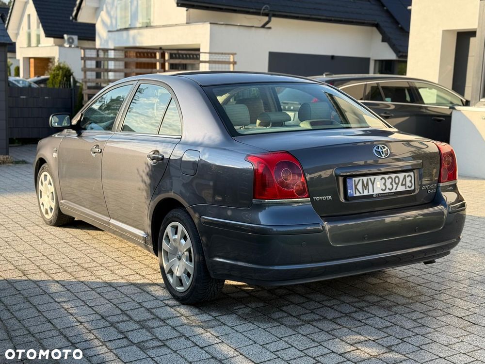 Toyota Avensis 2.2 D-4D Prestige - 5