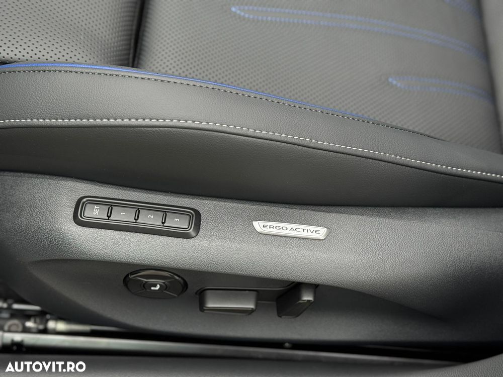 Volkswagen Passat 2.0 TDI 4Motion DSG R-Line - 12