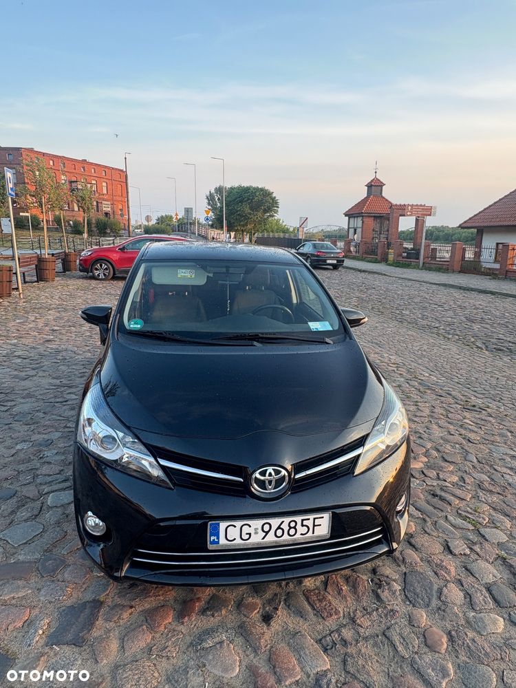 Toyota Verso - 2