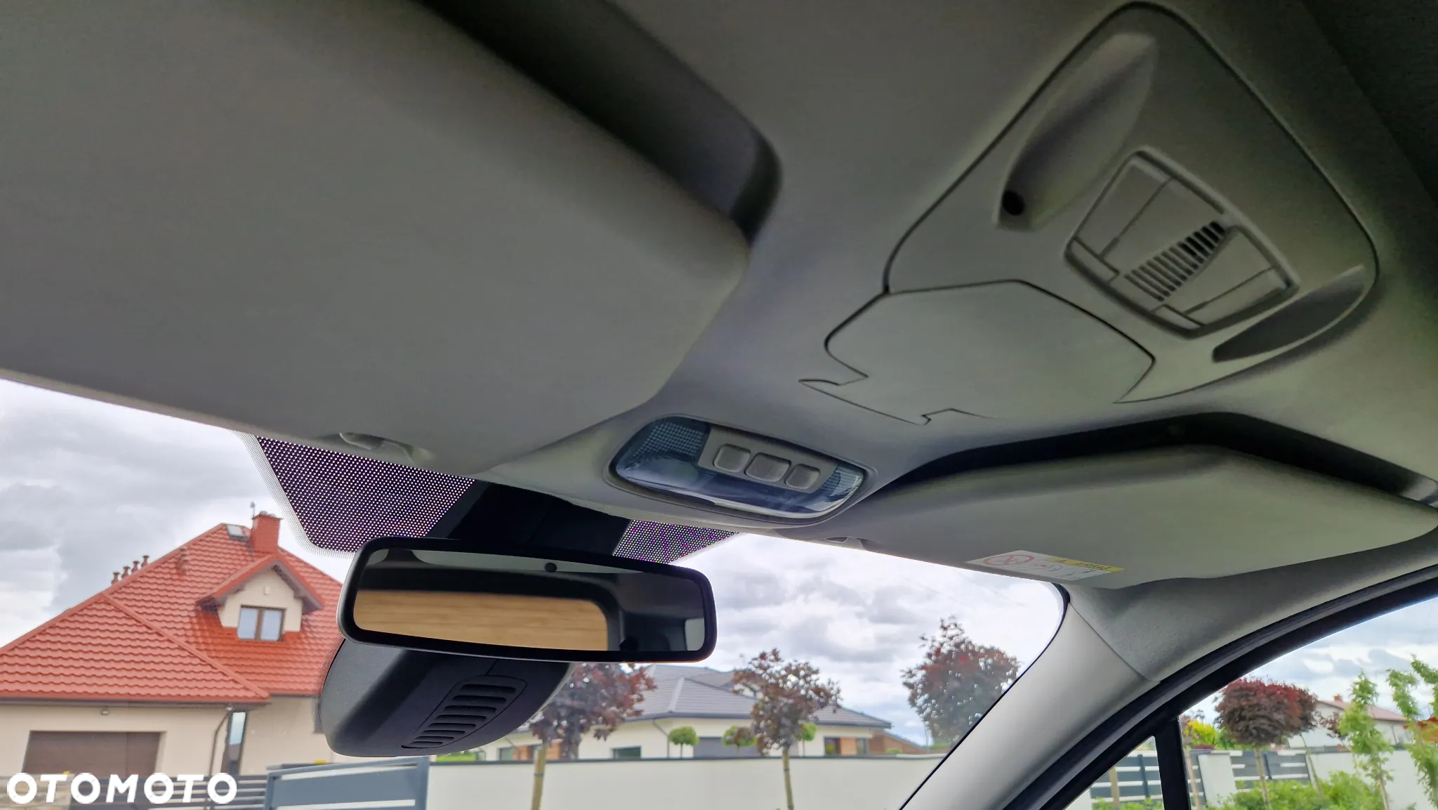 Ford Tourneo Connect Grand - 30