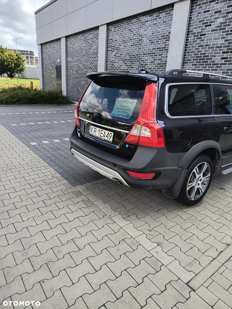 Volvo XC 70 D5 AWD Summum - 3