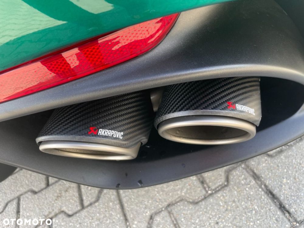 Alfa Romeo Giulia - 10