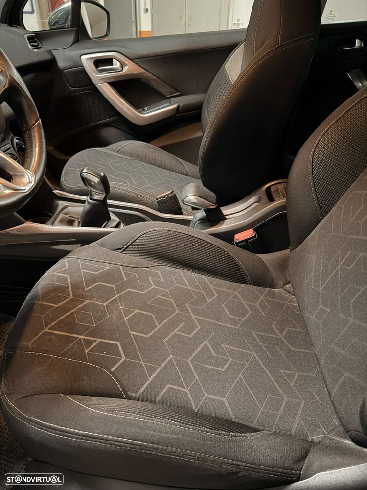 Peugeot 2008 1.6 BlueHDi Style - 10