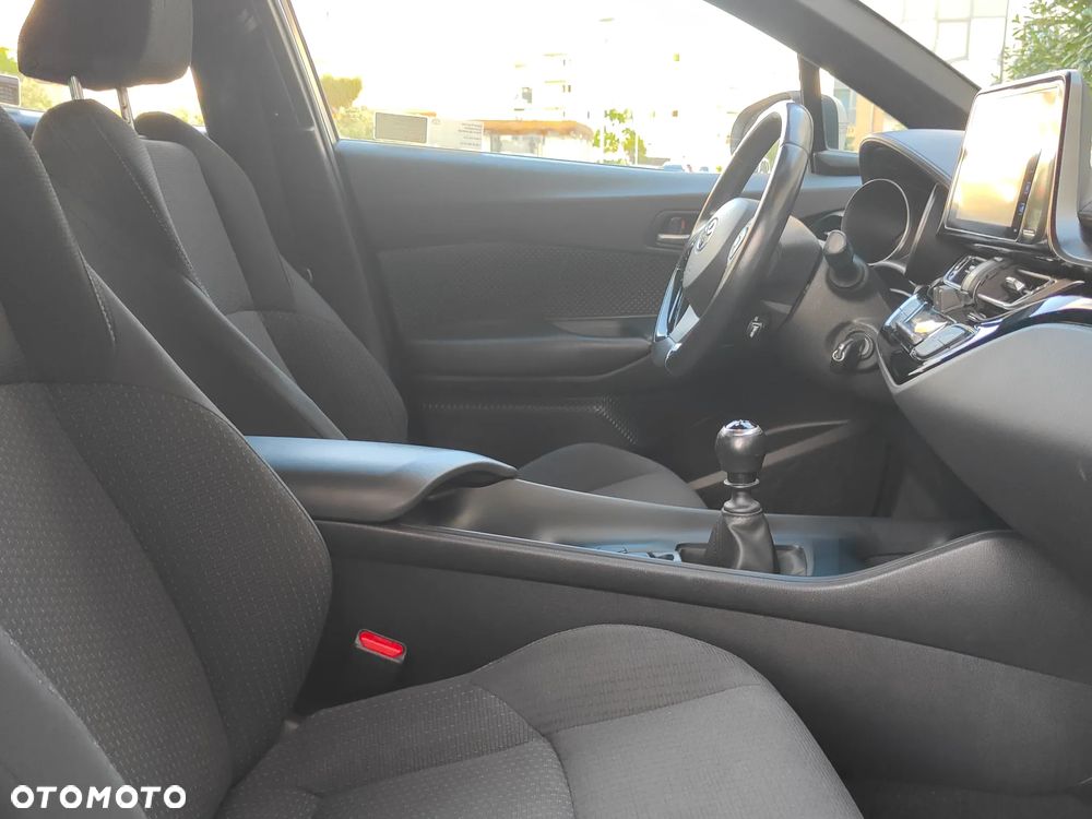 Toyota C-HR 1.2 T Comfort - 26