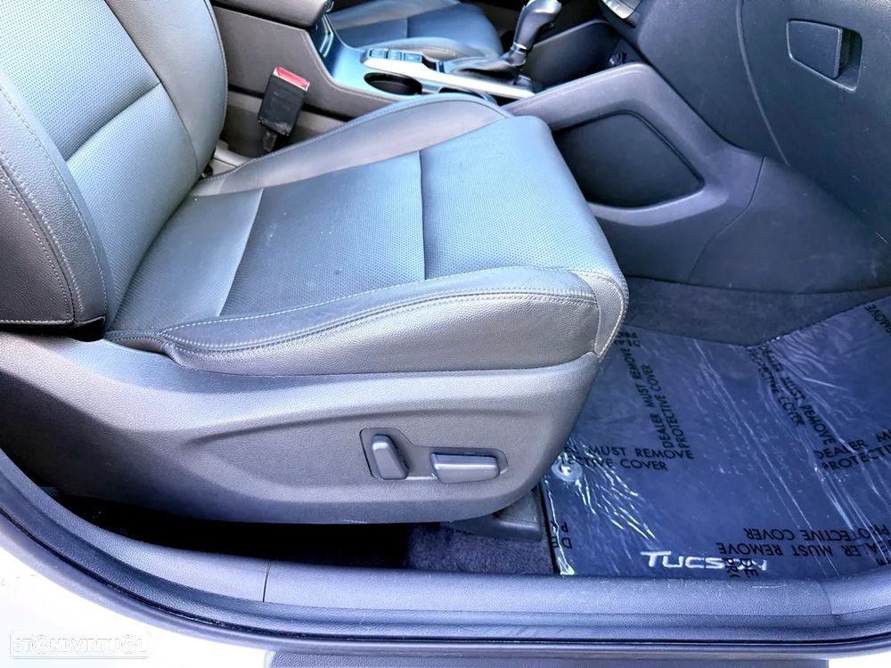 Hyundai Tucson 1.7 CRDi Premium DCT - 27
