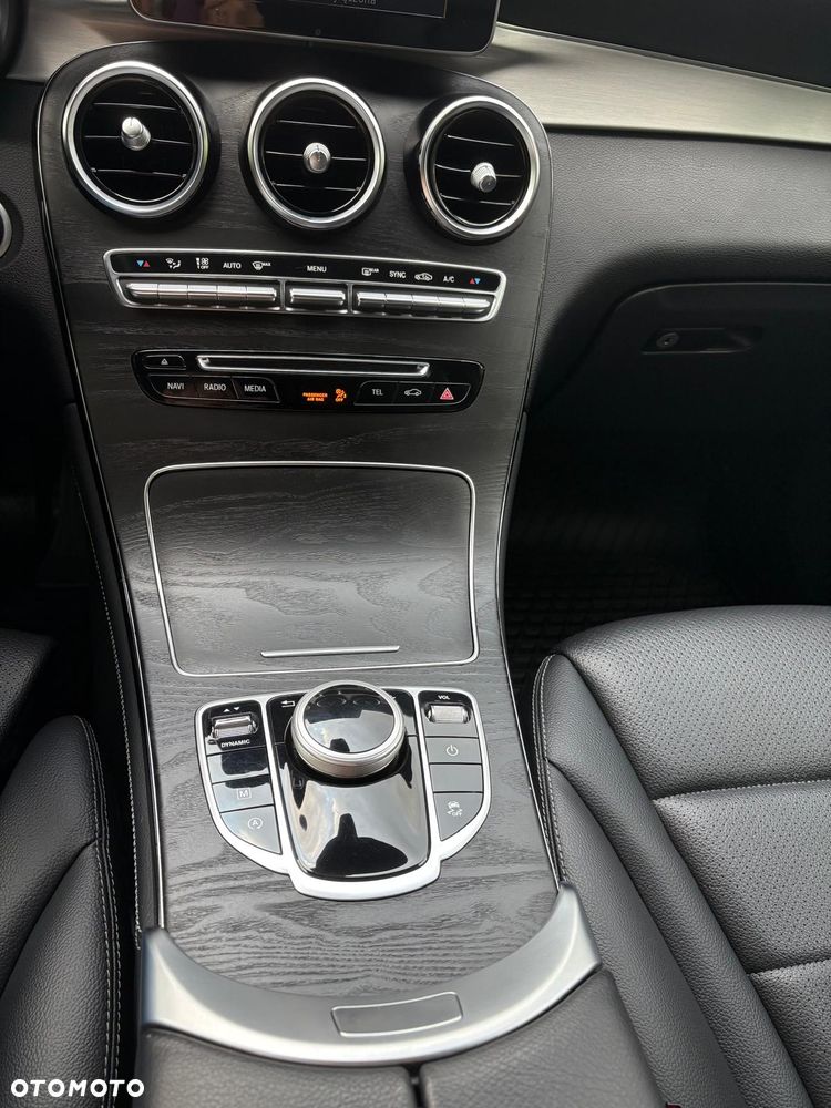 Mercedes-Benz GLC 300 4-Matic - 11
