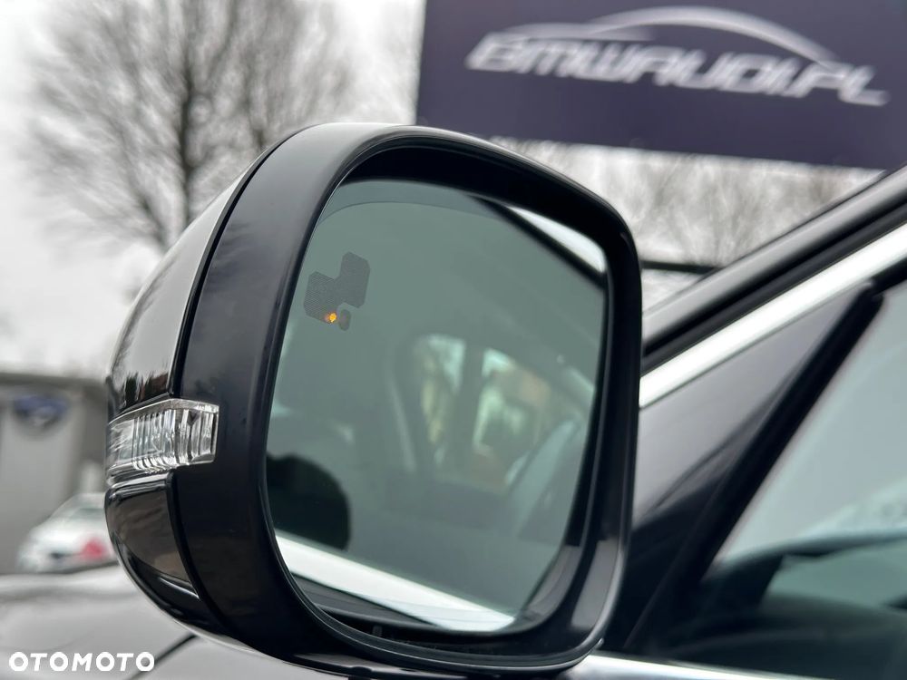 Jaguar XE 20d Prestige - 32