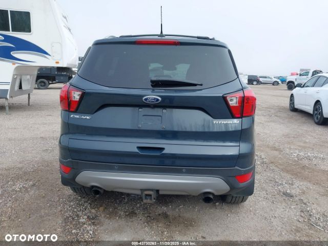 Ford Escape 2.0 EcoBoost AWD Titanium - 3