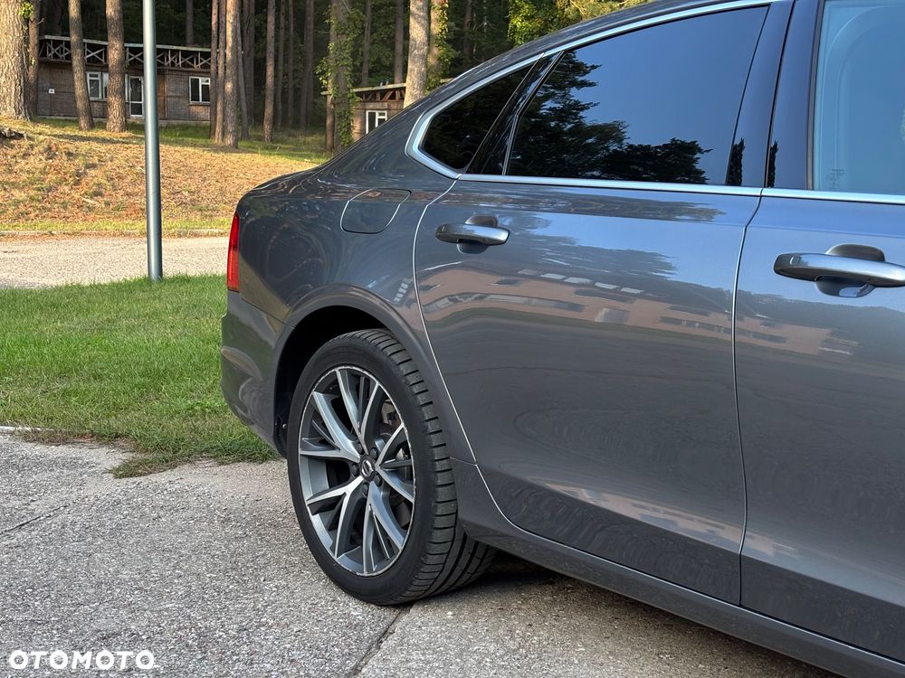 Volvo S90 D5 AWD R-Design - 3