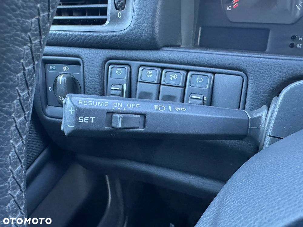 Volvo V70 2.4 T - 19