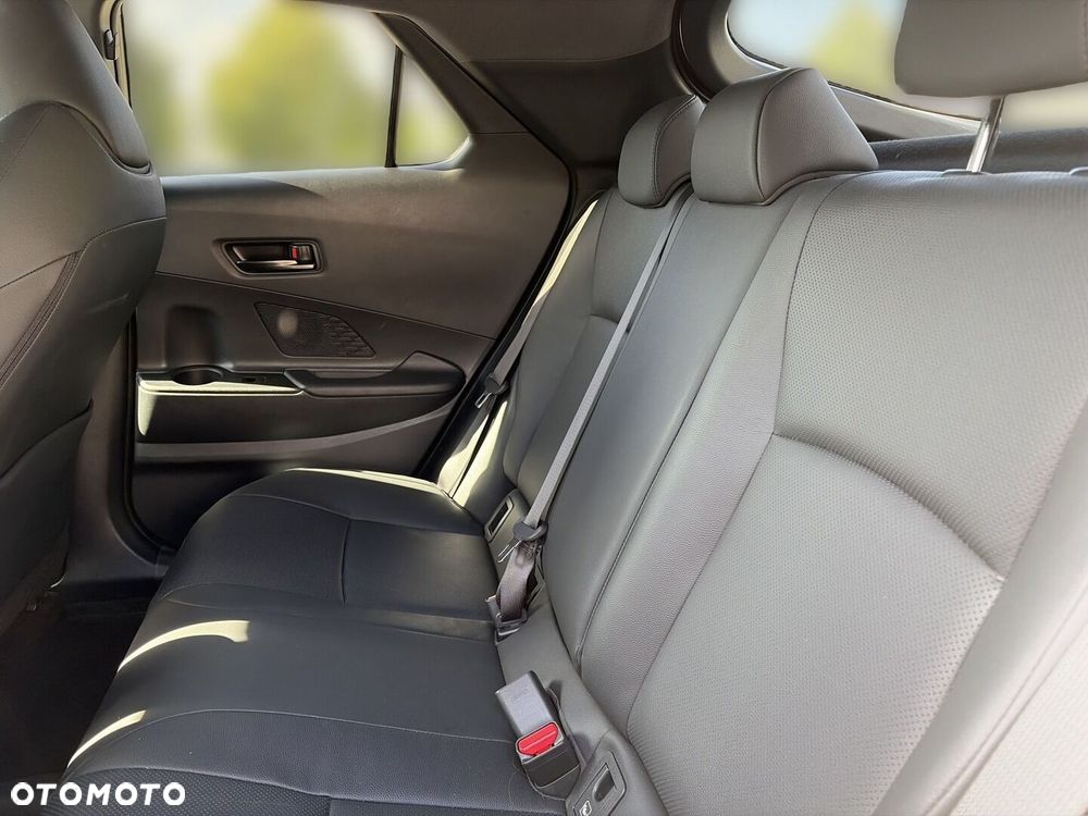Toyota C-HR 2.0 PHEV Dynamic Force Executive - 16