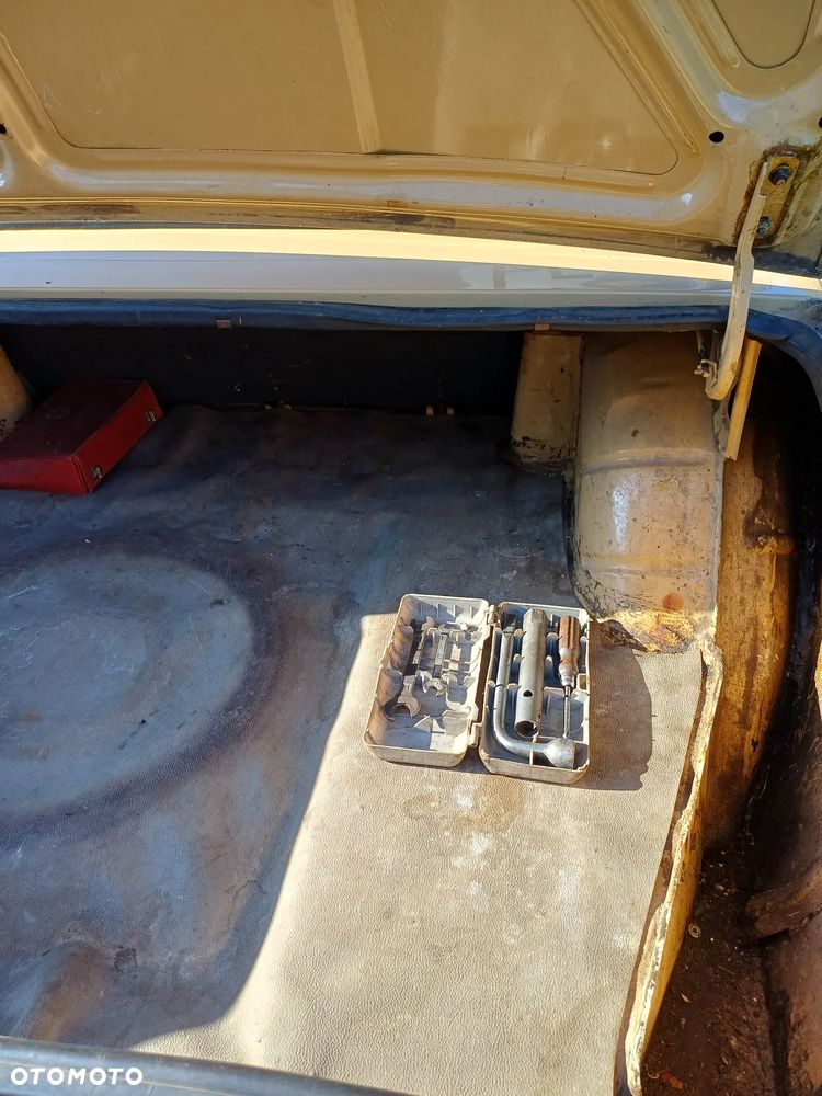 Fiat 125p - 13
