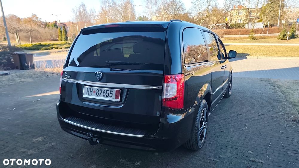 Lancia Voyager 2.8 Multijet 16v Platinum - 20