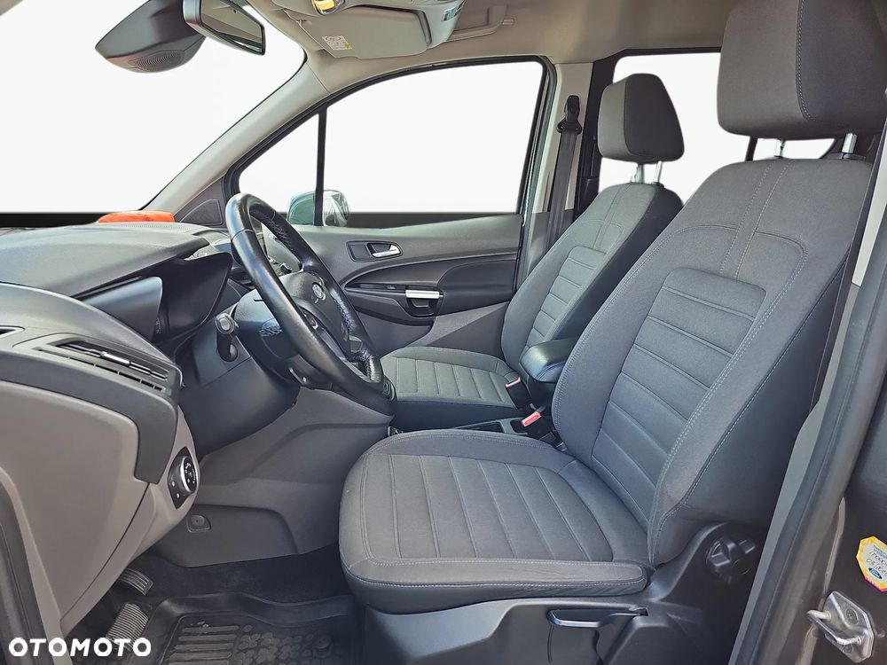 Ford Tourneo Connect - 11