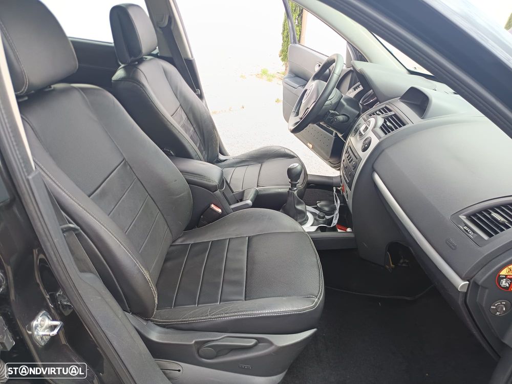 Renault Mégane Break 1.5 dCi Dynamique Luxe - 27