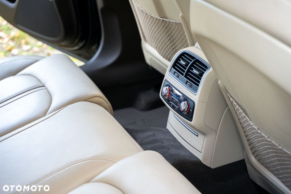 Audi A6 Avant 2.0 TDI Quattro S tronic - 13